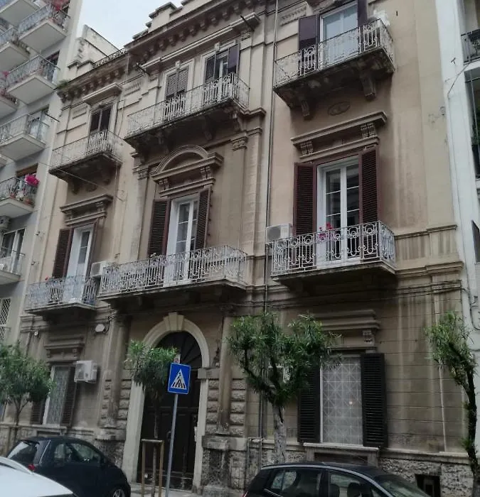House Of Colors-1