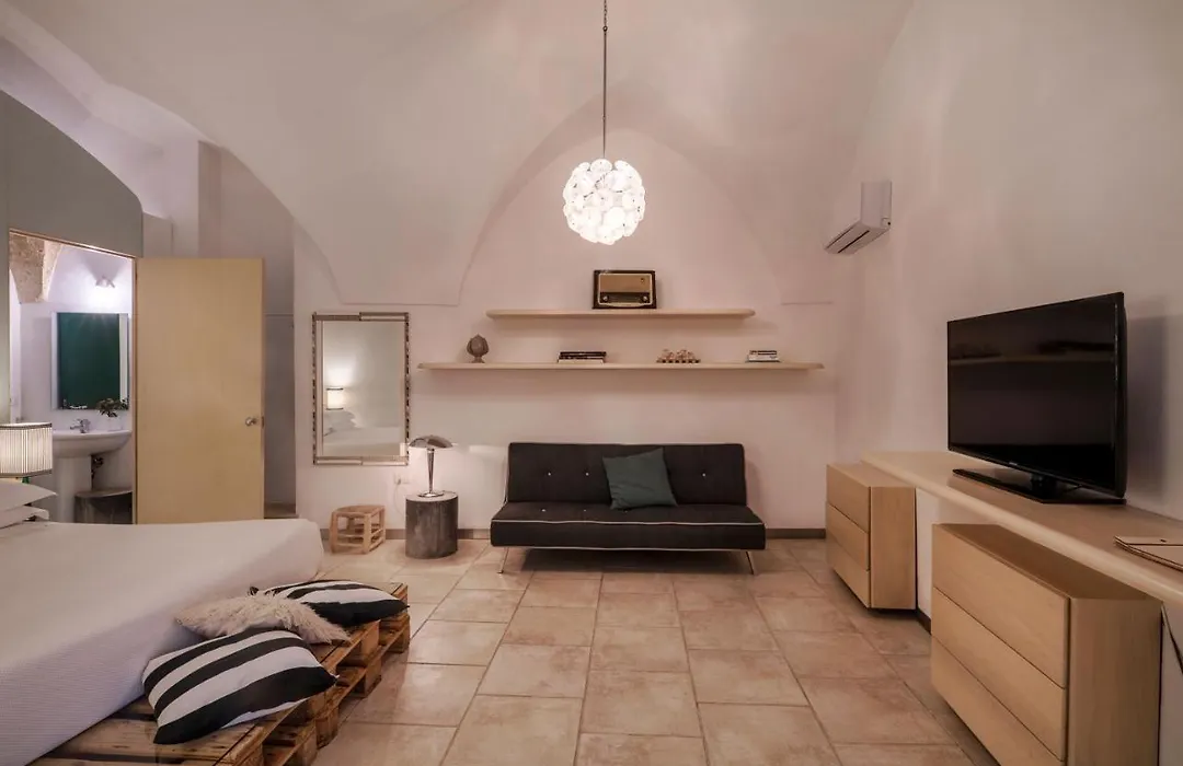 B&B Corte Dei Romiti - Lecce Selection-1
