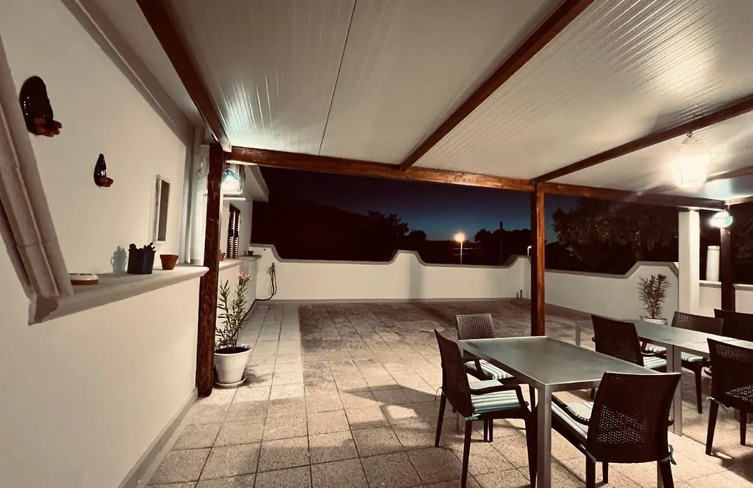 Camelì Rooms&Holidays-1