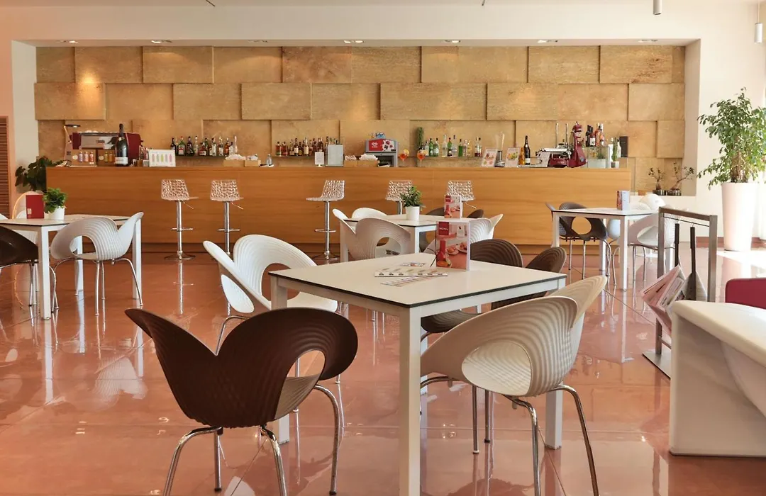 Best Western Plus Leone Di Messapia Hotel & Conference-1