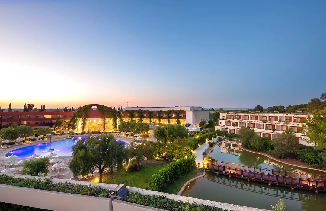 Calane Hotel Village-1