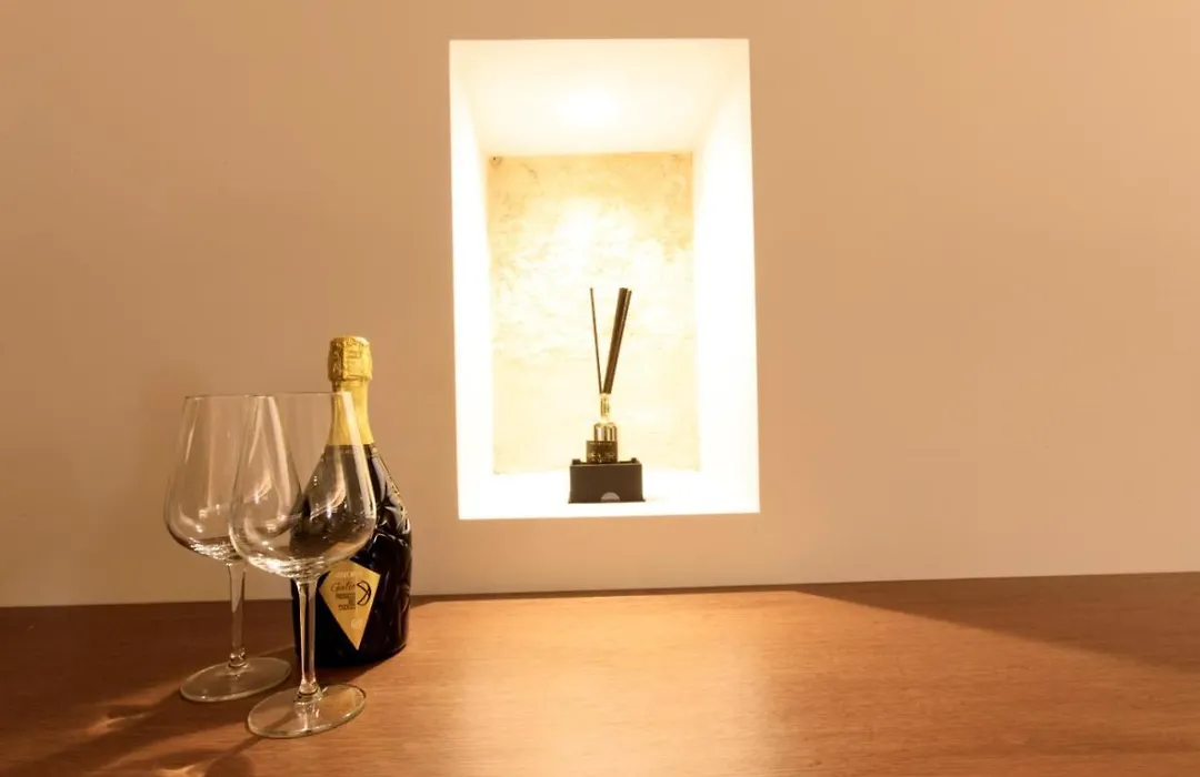 Iris Luxury Suite-1