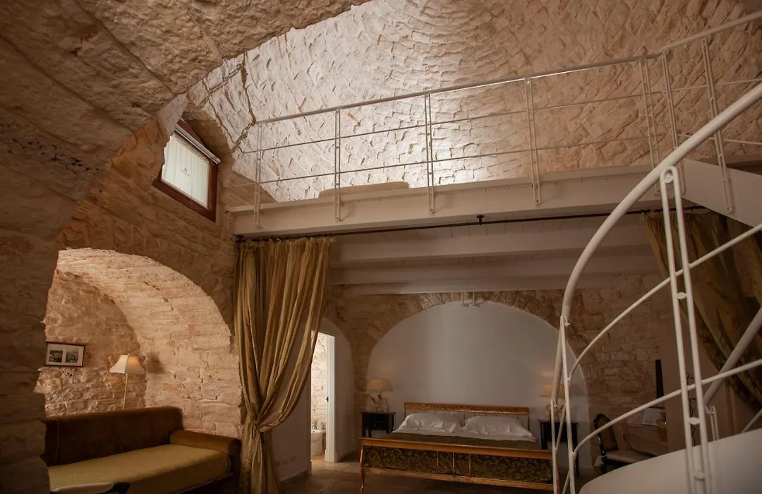 Le Alcove - Luxury Hotel Nei Trulli-1