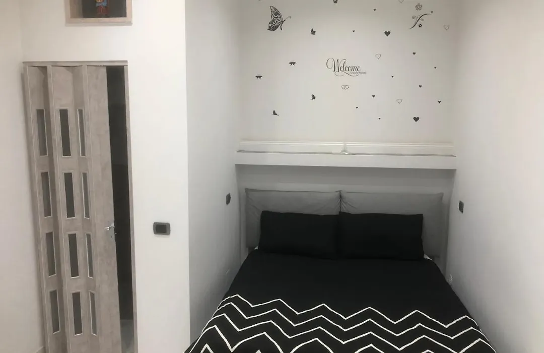 Room Nicol-1