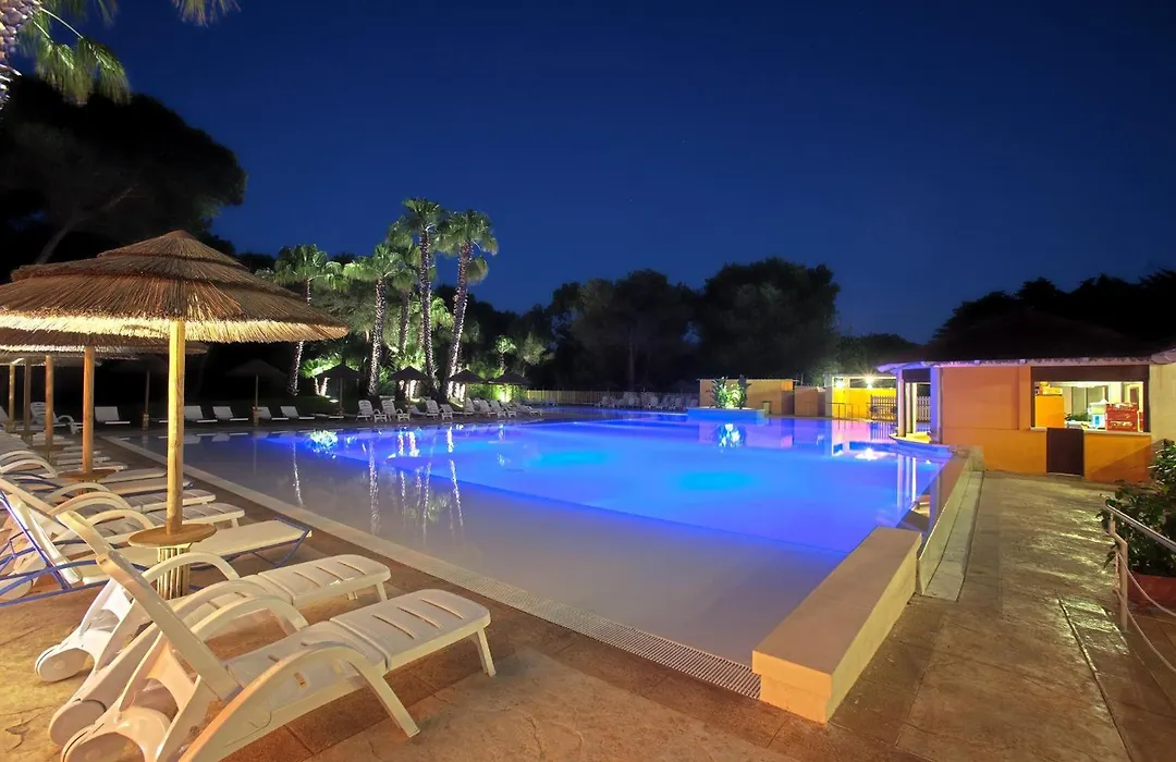 Hotel Solara-1