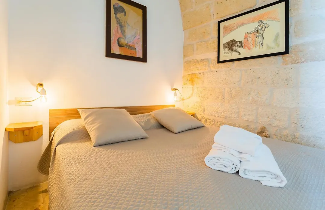Dim'S Apartments By Wonderful Italy-1