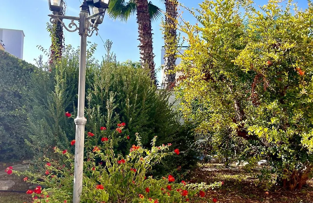 Villa Pignatelli-1