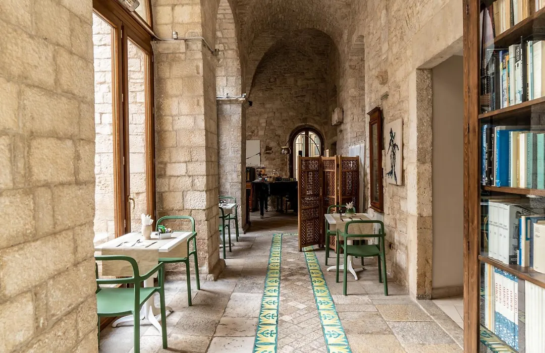 S. Martin Hotel-1