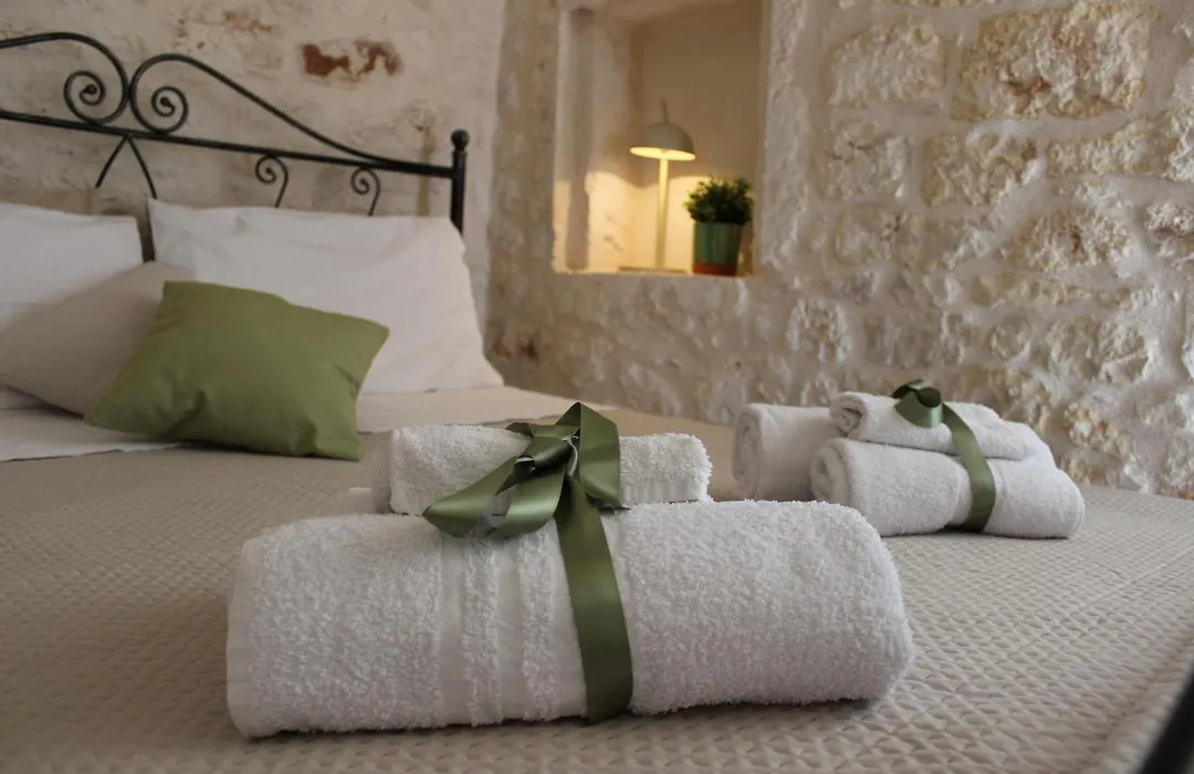 Il Trullo e la Pietra-1