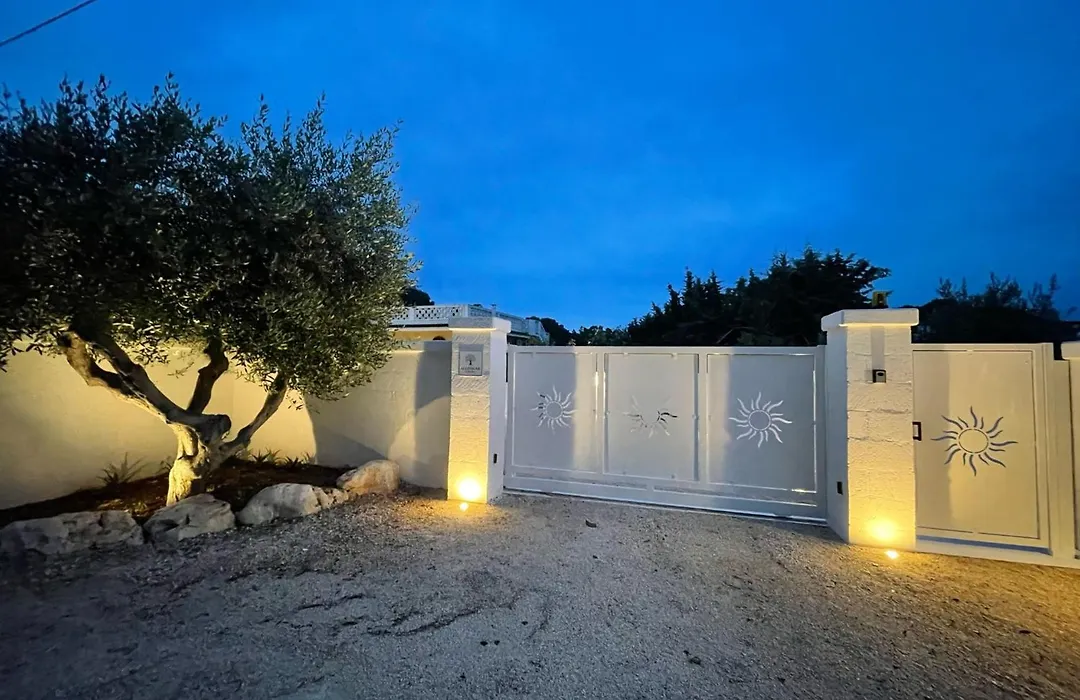 Allivigne Rooms & Pool-1