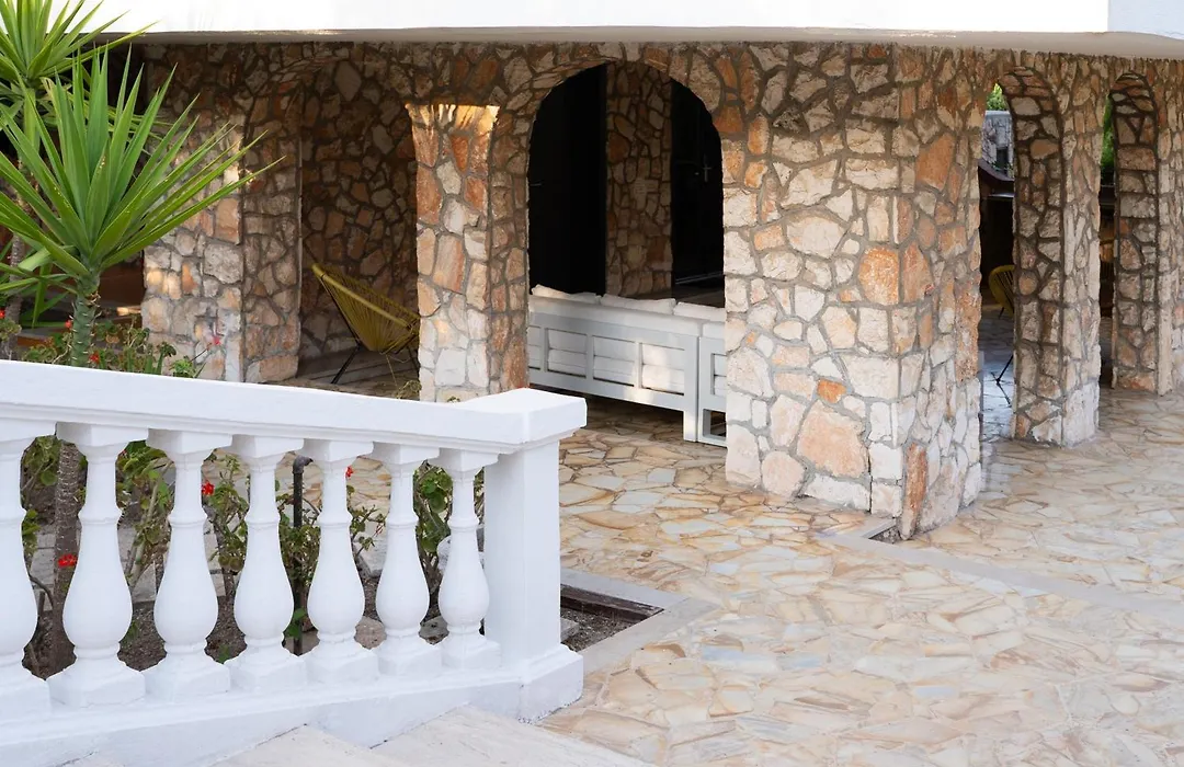 Villa Angela Suite-1