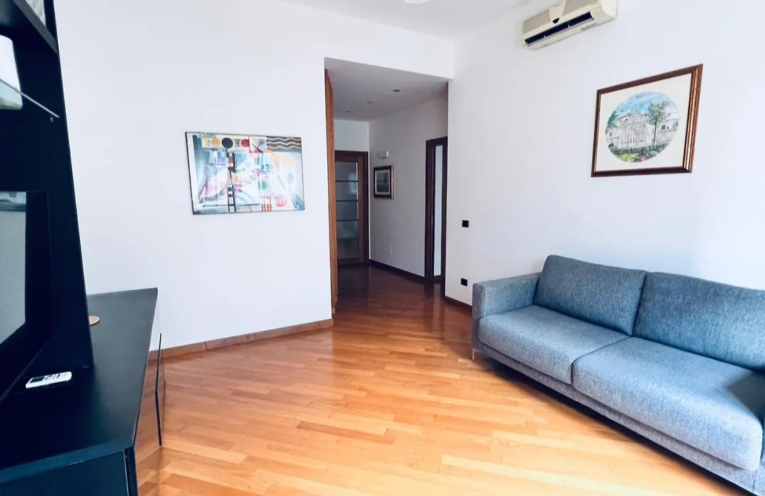 Best Stay - Central Station Suite Apartments-1