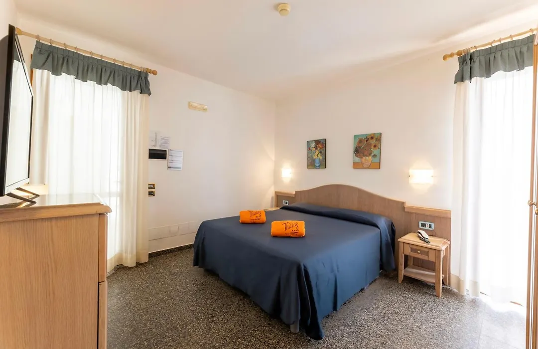 Hotel Thàlas Club-1
