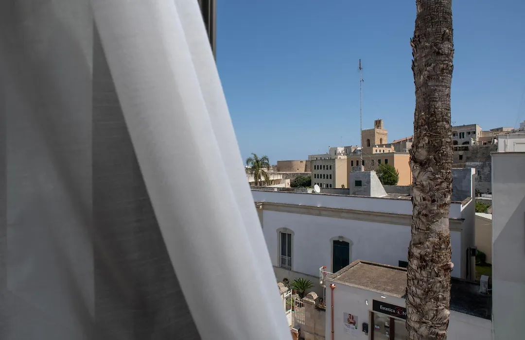 Hotel Albània-1