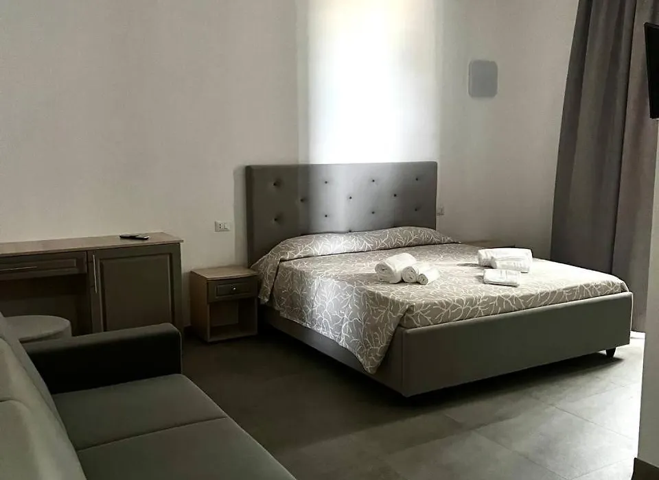 Hotel Marechiaro-1