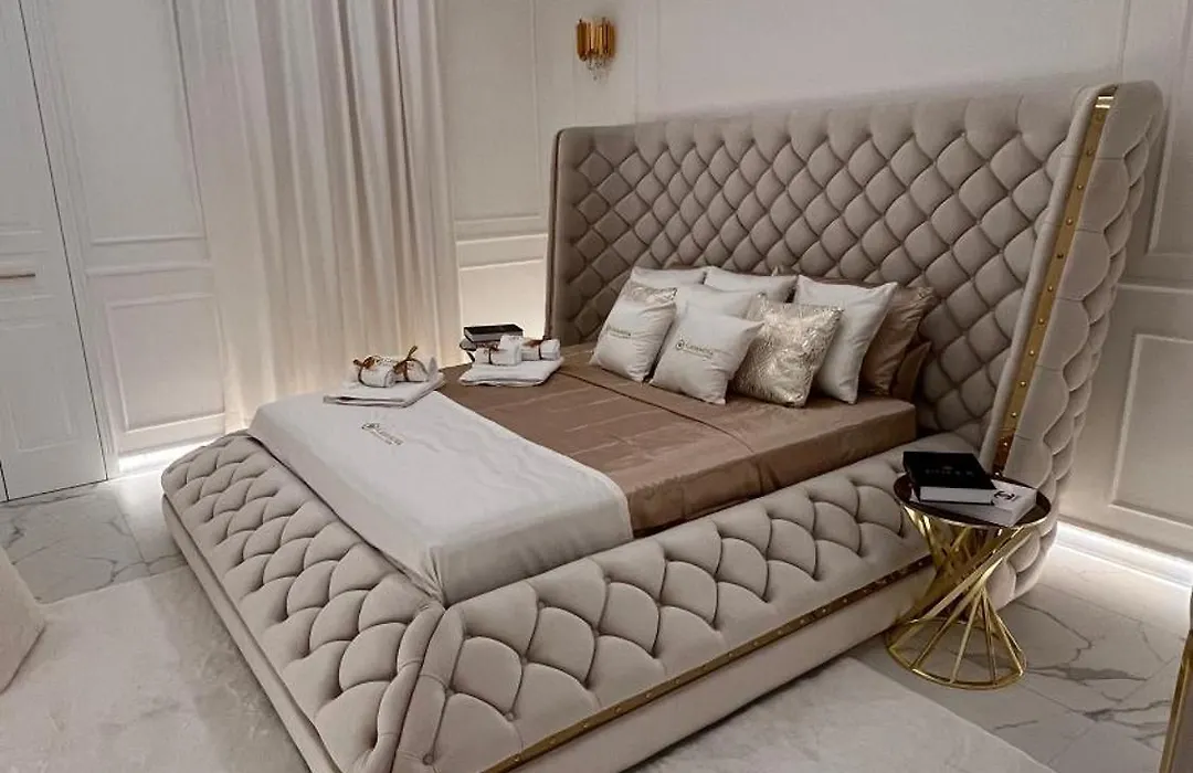 Casanova Luxury Suite-1
