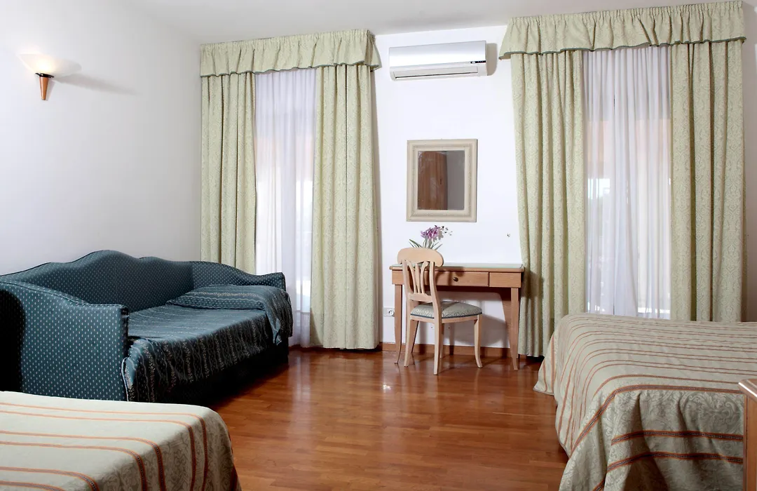 Hotel Donatello-1