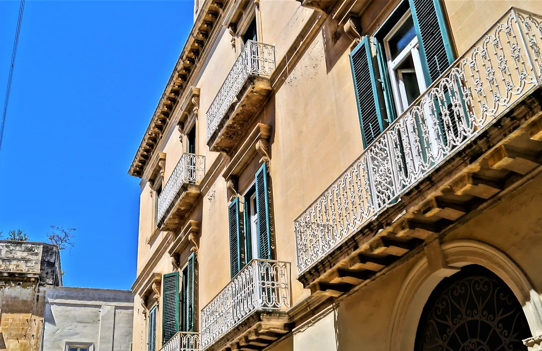 Historical Suites Vvm-1