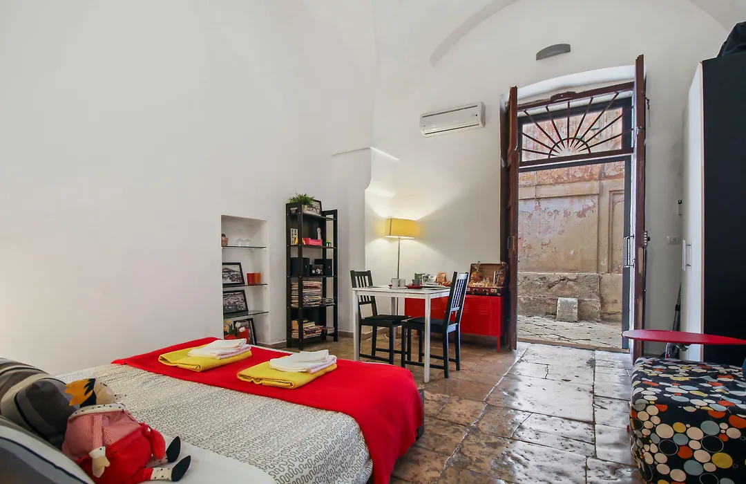 B&B Affittacamere Del Teatro-1