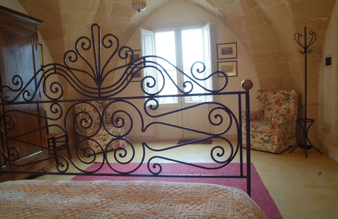 B&B Archidamo-1