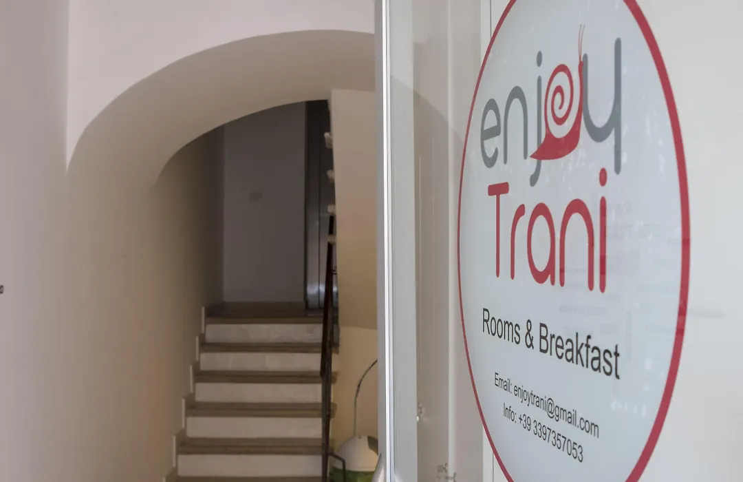 Enjoy Trani-1