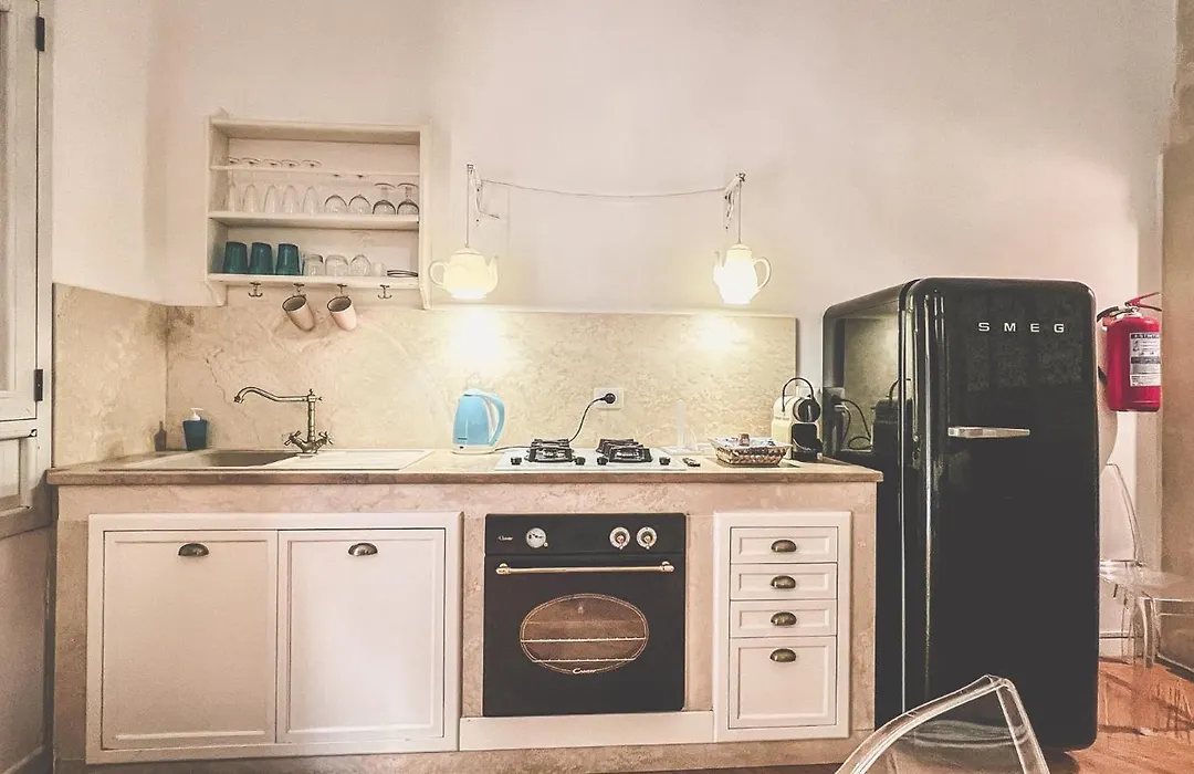 Cadelli Luxury Suite & Apartments-1