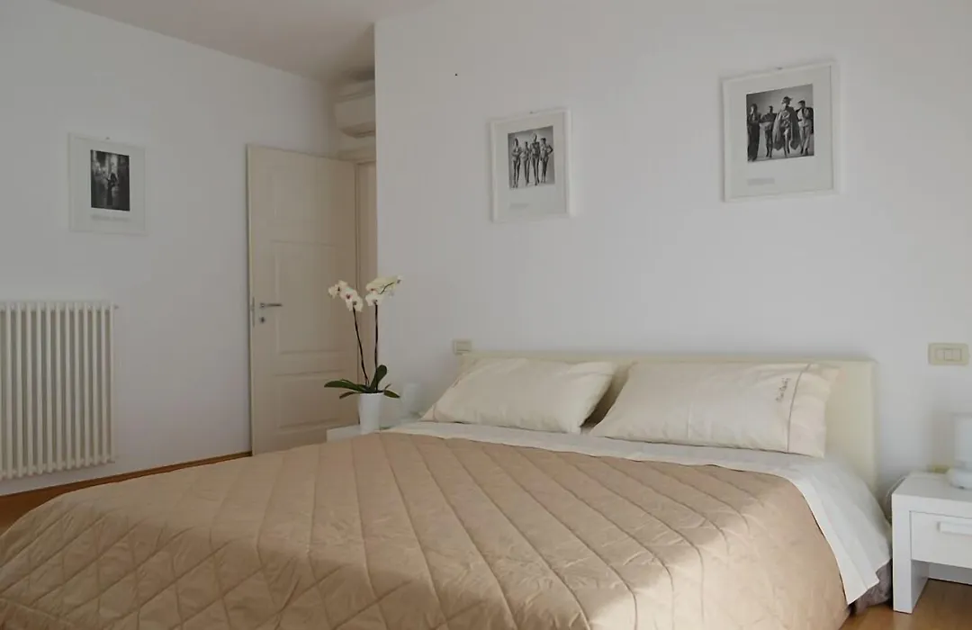 Le Residenze di Via Lo Re-1