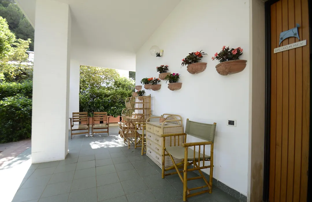 Amoredimare B&B In Villa-1