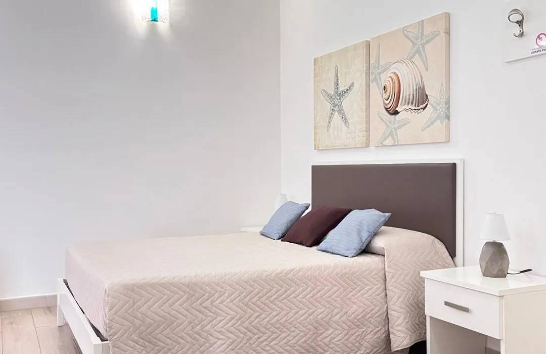 Faro Bianco Gallipoli - Suites&Apartments-1