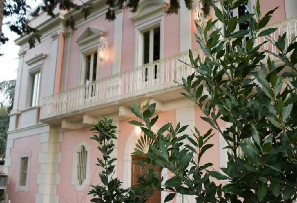 ex BENEFICIO di Santa MARIA della SCALA B&B de Charme-1