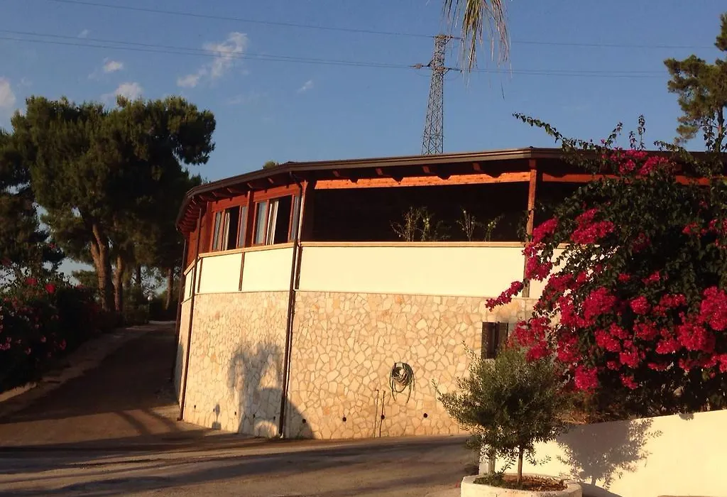 Villaggio Club Baia Di Paradiso-1