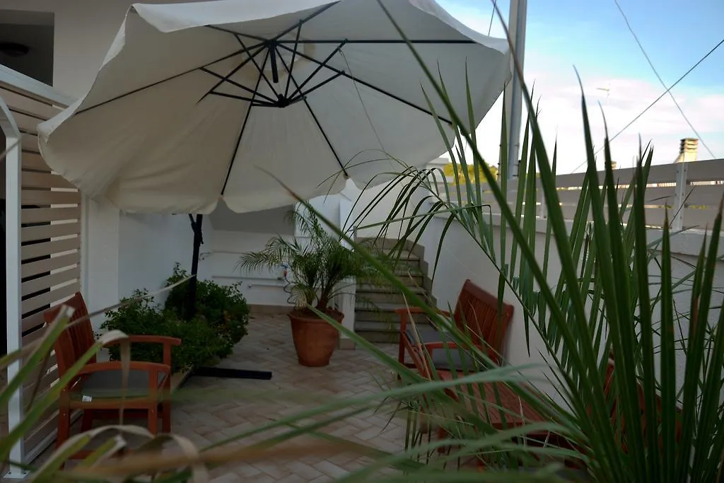 A casa di Elena-1