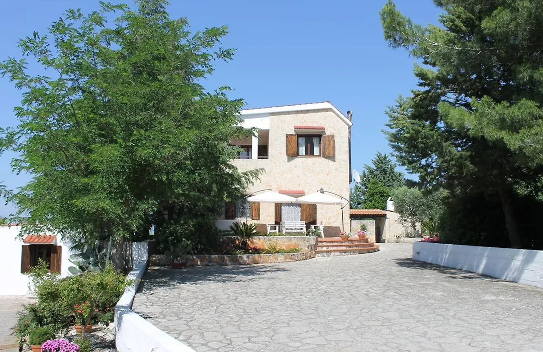 Albachiara Bed & Breakfast-1