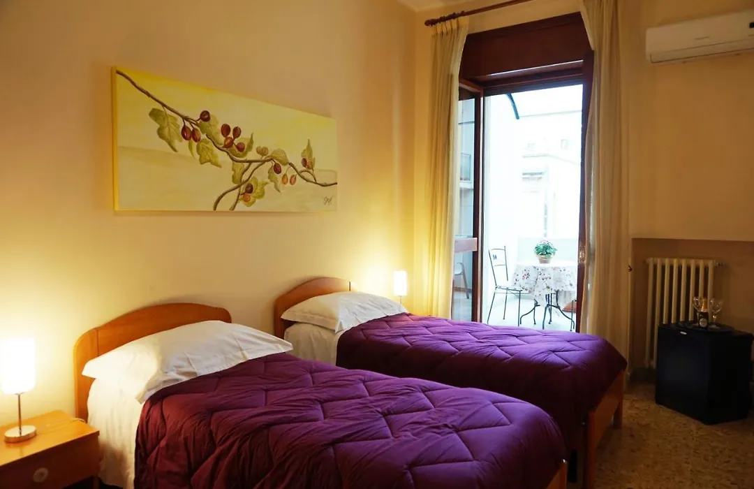 B&B Piazza 300Mila-1