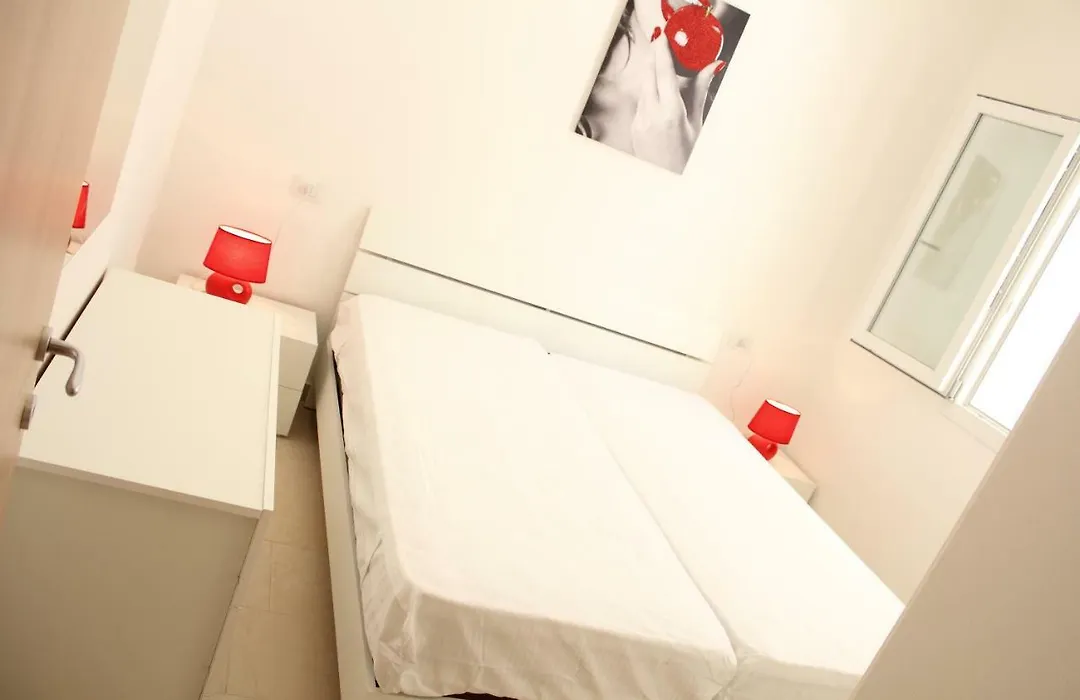 Bilocali White-1
