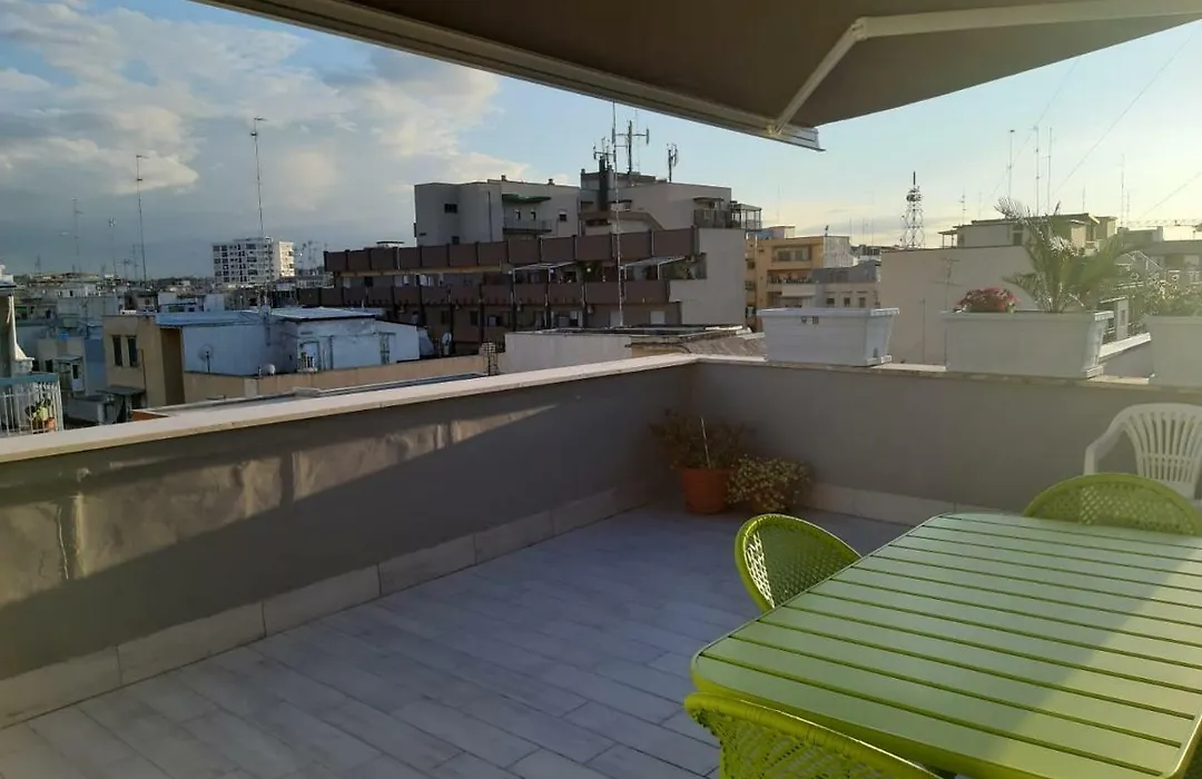 Attico Con Terrazza A Bari-1