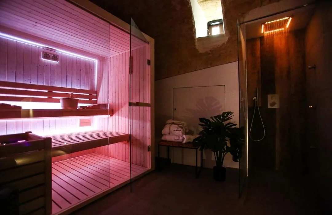 Luna Federiciana Luxury Room & Spa-1