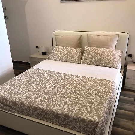 Exclusive Rooms-2