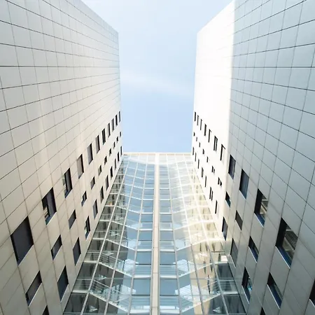 Redi Suite-2