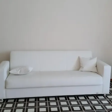 White Home-3
