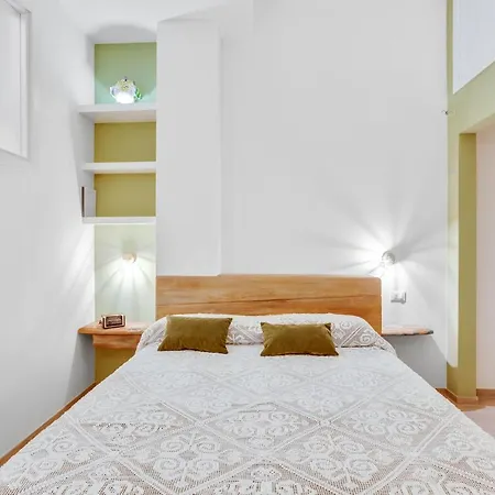 Guesthost - Madame Bari Fully Equipped Apartment-3
