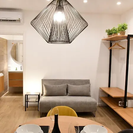 Nu House Rooms & Apartments-2