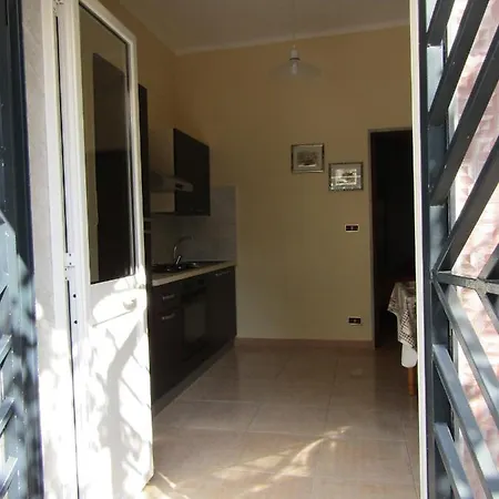 Lucia'S Apartaments-2