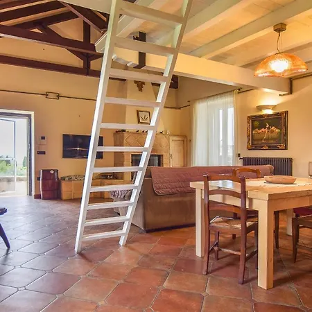 Stunning Home In San Giovanni Rotondo With 2 Bedrooms, Wifi And Outdoor Swimming Pool-3