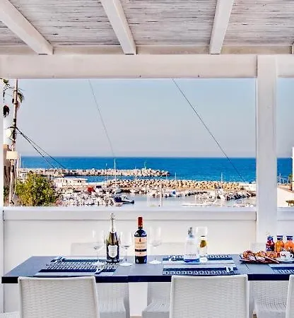 La terrazza sul porto (Salento)-2