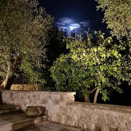 Trulli Bella 'Mbriana-2