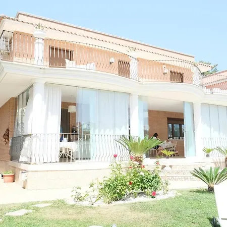 B&B Villa Pacifica-3