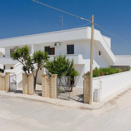 Vidamarina - Camere Al Mare-2