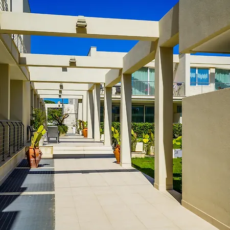 19 Summer Suites-2