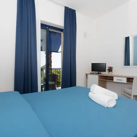 Ticho'S Greenblu Hotel-2